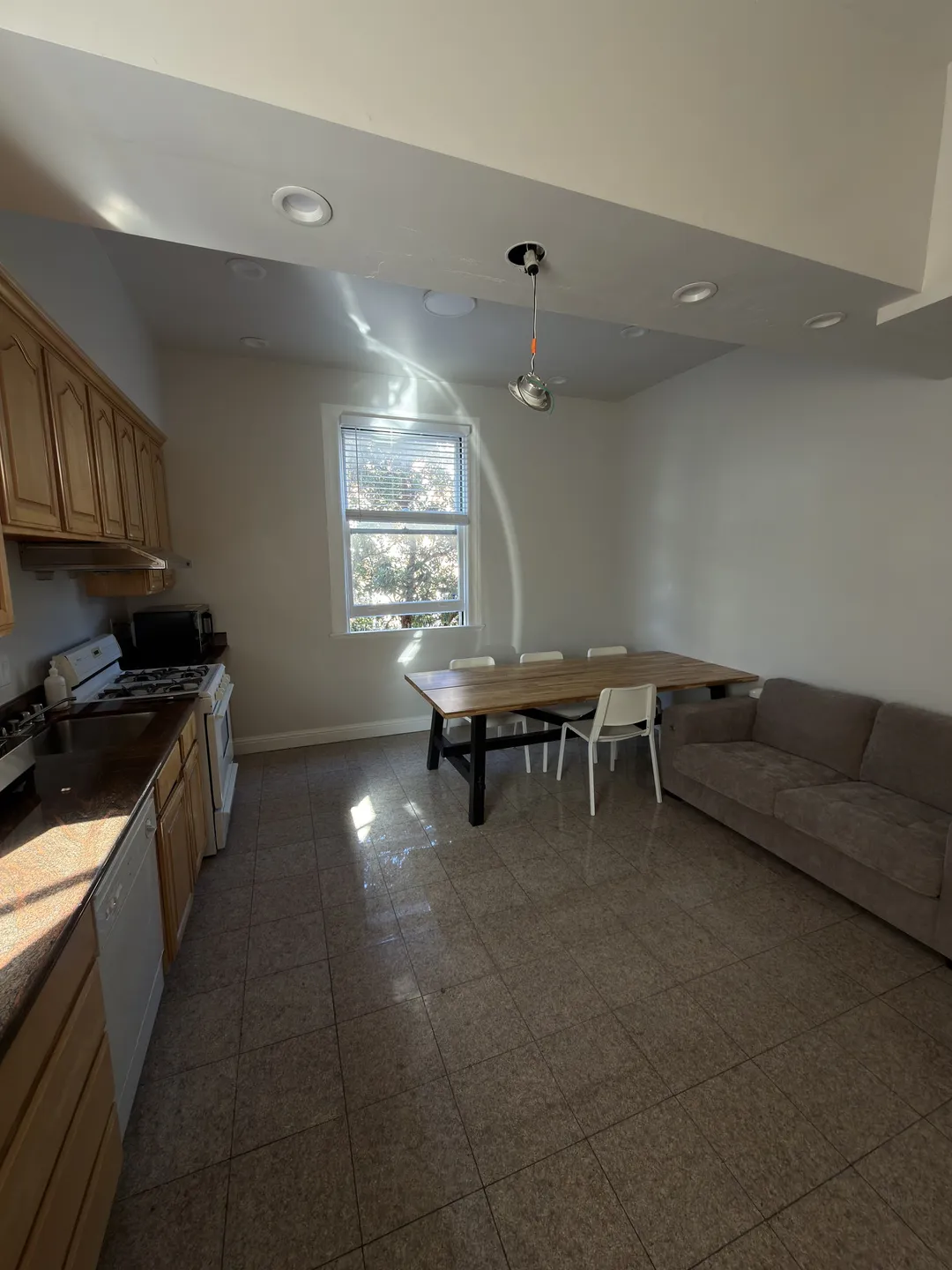 Kitchen 552 Guerrero St